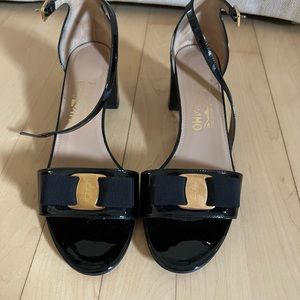 Ferragamo, Gavina sandals